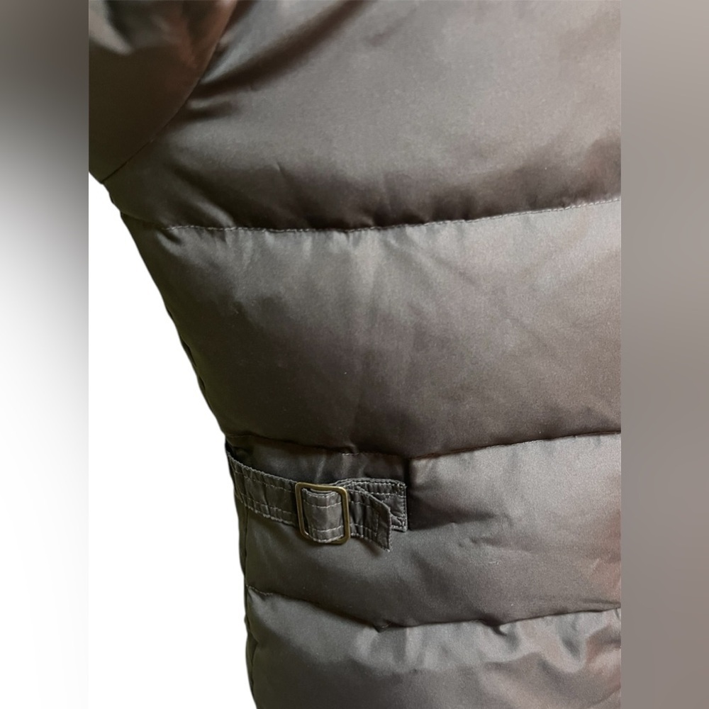 Tommy Hilfiger Olive-green Puffer Jacket. Size
Small. Excellent used condition! - Picture 9 of 17